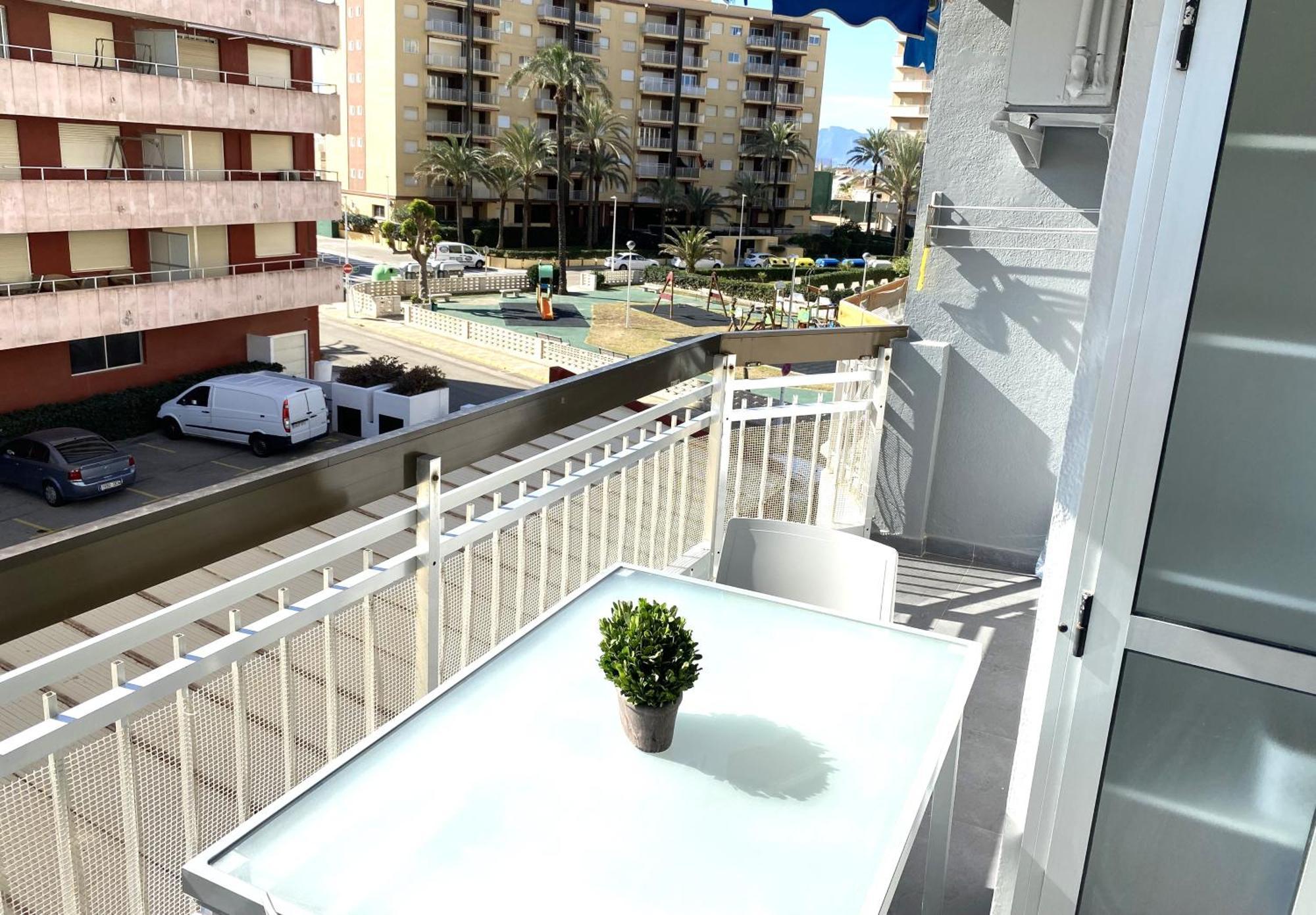Beachfront And Charming Apartment